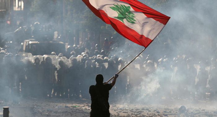 خوف عربي على لبنان... هل يترك للفوضى؟