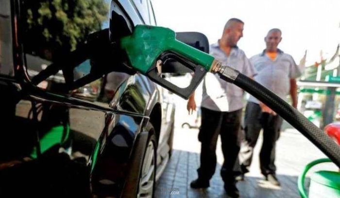 الدولار يتراجع.. والمحروقات تواصل الإرتفاع...