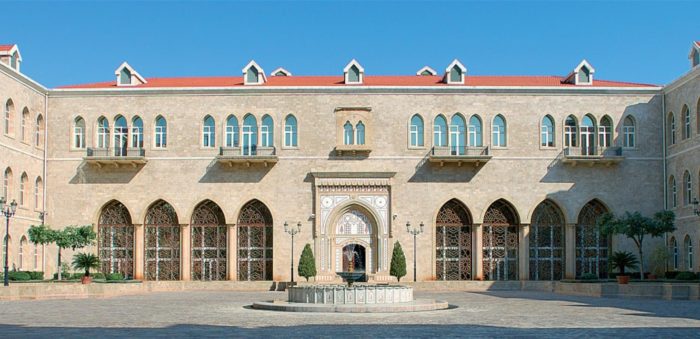 معوقات كثيرة أمام التأليف وما يحصل مدّ وجزر سياسي حذر