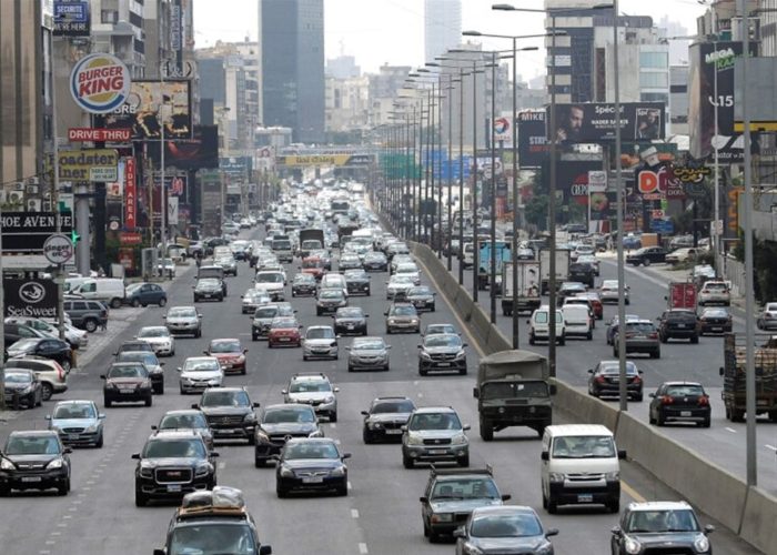 كلفة النقل في لبنان: نصف الراتب للذهاب الى العمل