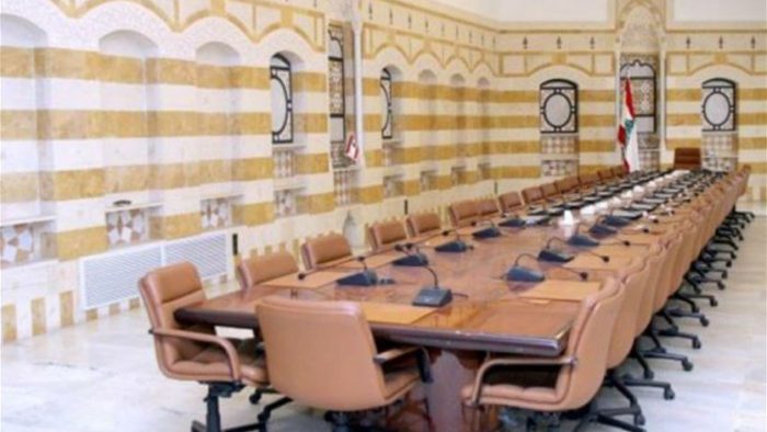 مناورة حكومية في ربع الساعة الأخير