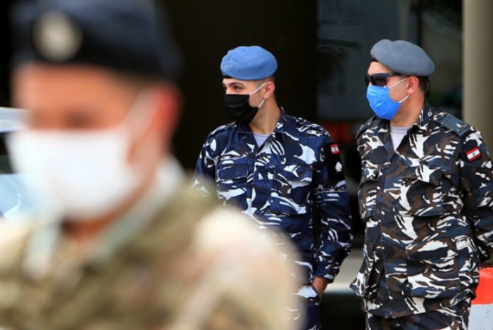 أكثر من 10 آلاف فروا من الجيش والأمن الداخلي