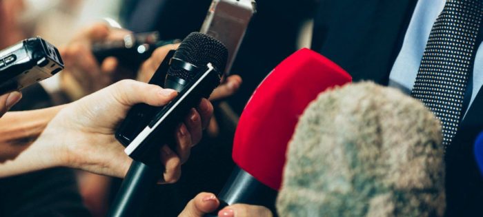 الاعلامي الممانع والسيارة الحديثة...