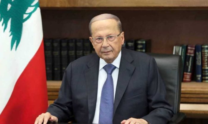 عون طرح أسئلة بدل الأجوبة