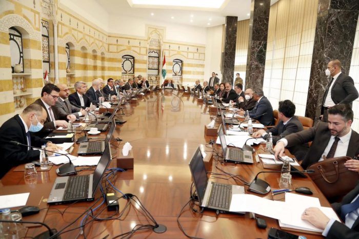 ب الصباحية: التعيينات تشعل مجلس الوزراء.. فهل نعود الى التعطيل؟