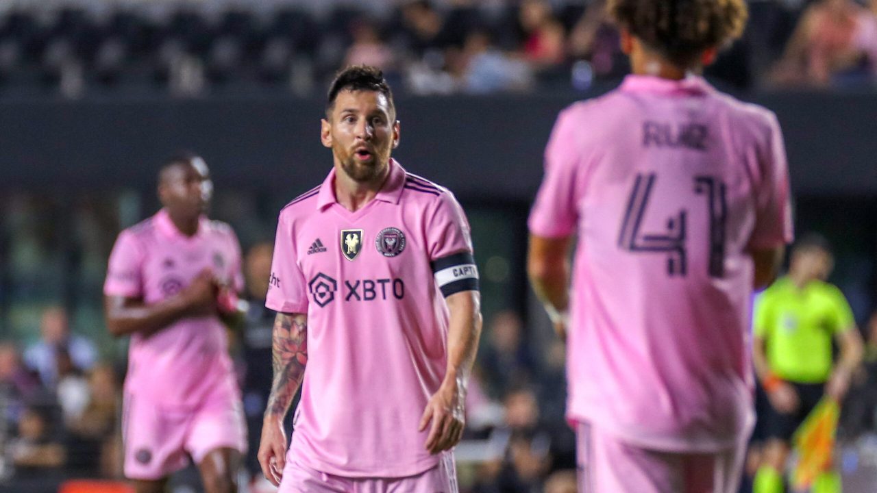 Inter Miami's Argentine forward #10 Lionel Messi gestures to Inter Miami's US midfielder #41 David Ruiz during a Major League Soccer (MLS) friendly football match between Inter Miami CF and New York City FC at DRV PNK Stadium in Fort Lauderdale, Florida, on November 10, 2023. (Photo by Chris Arjoon / AFP)