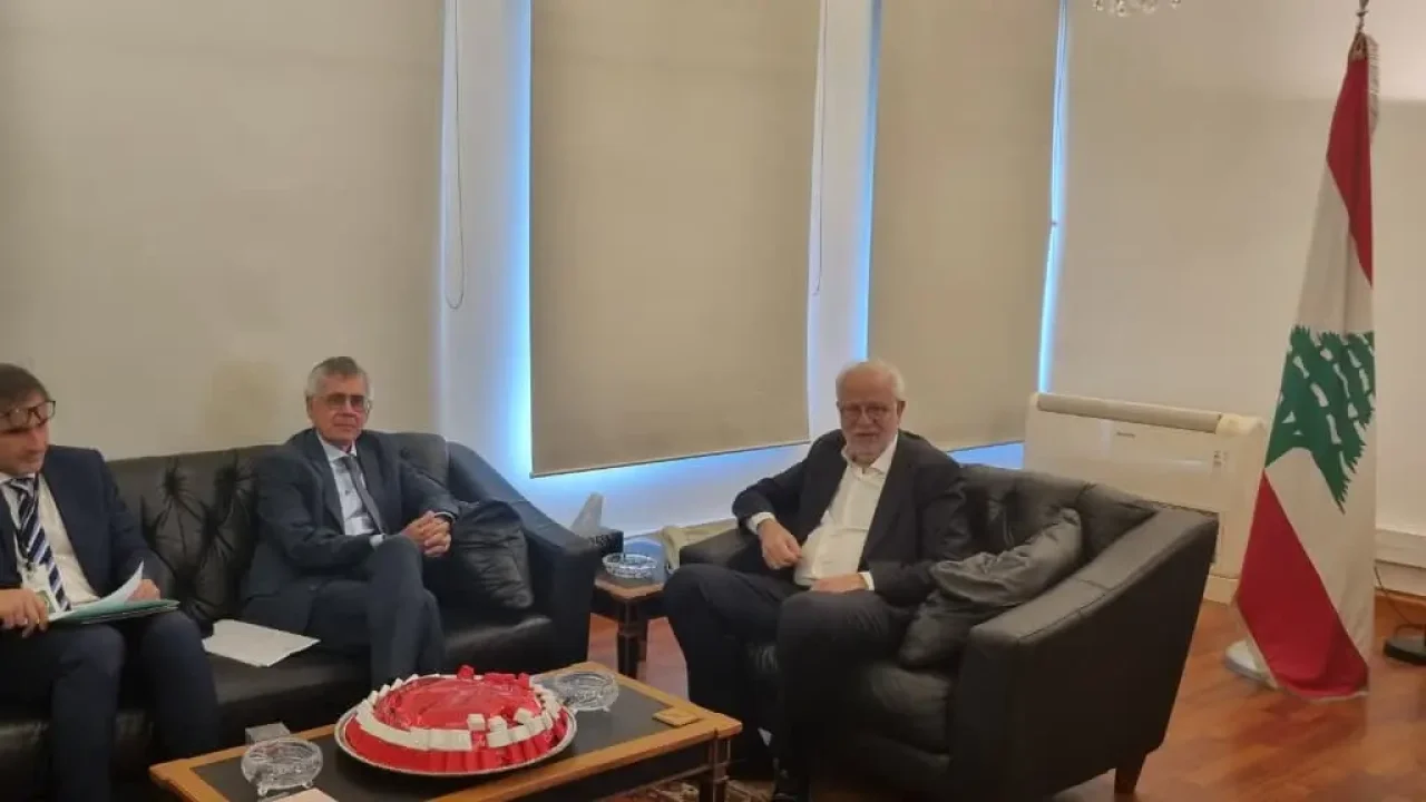 0807e6c4-3309-42d7-9ffa-02185f7e9ccf