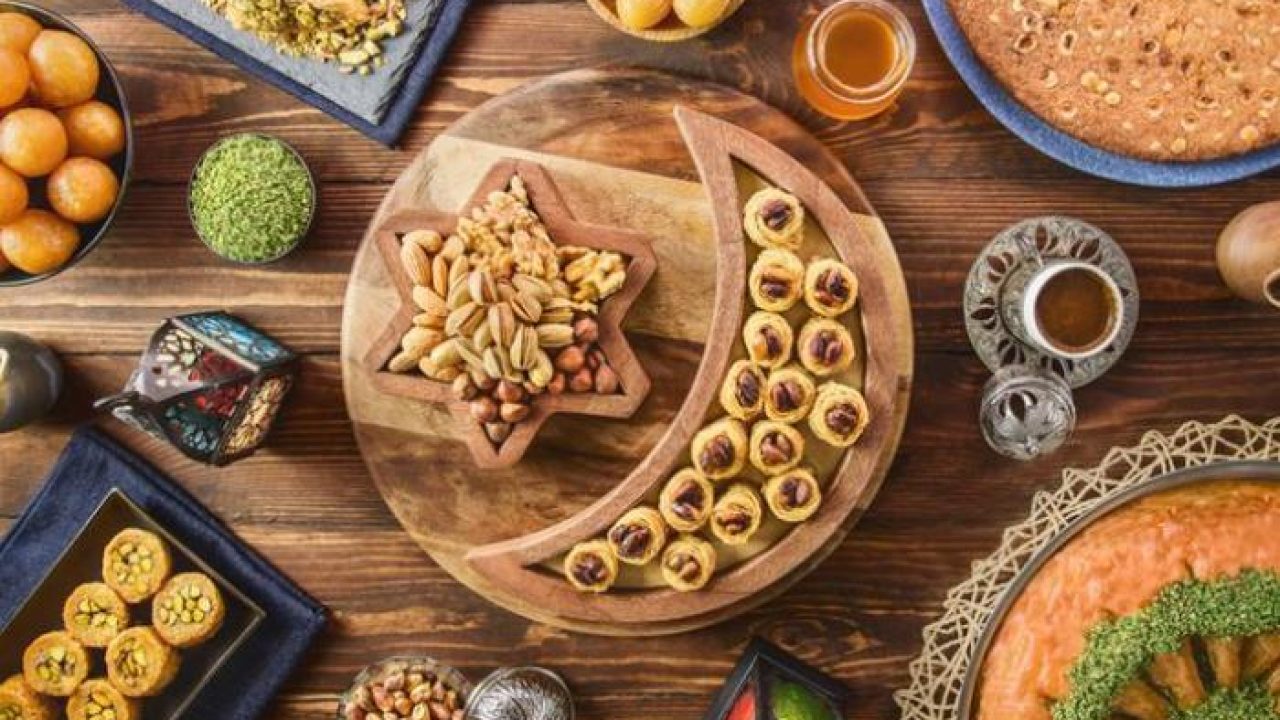 176-023554-ramadan-sweets-most-delicious-quick-recipes_700x400