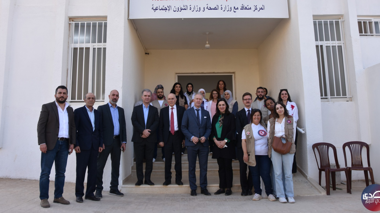 18374a439902a61f9c7fa7562f75840c