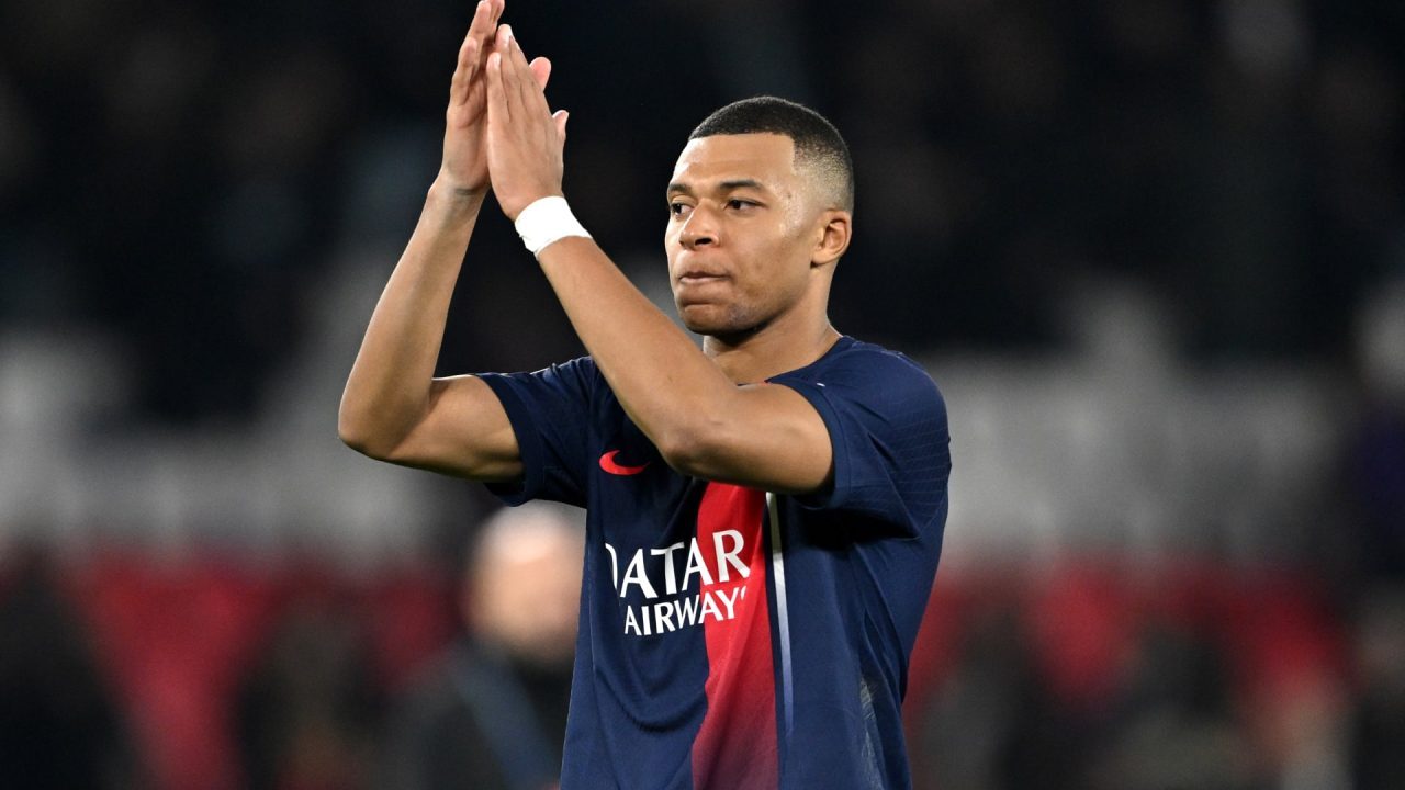 254767-r7vmj13wr7swdi2q24rylyjmuaarml7gwxbj7725nk