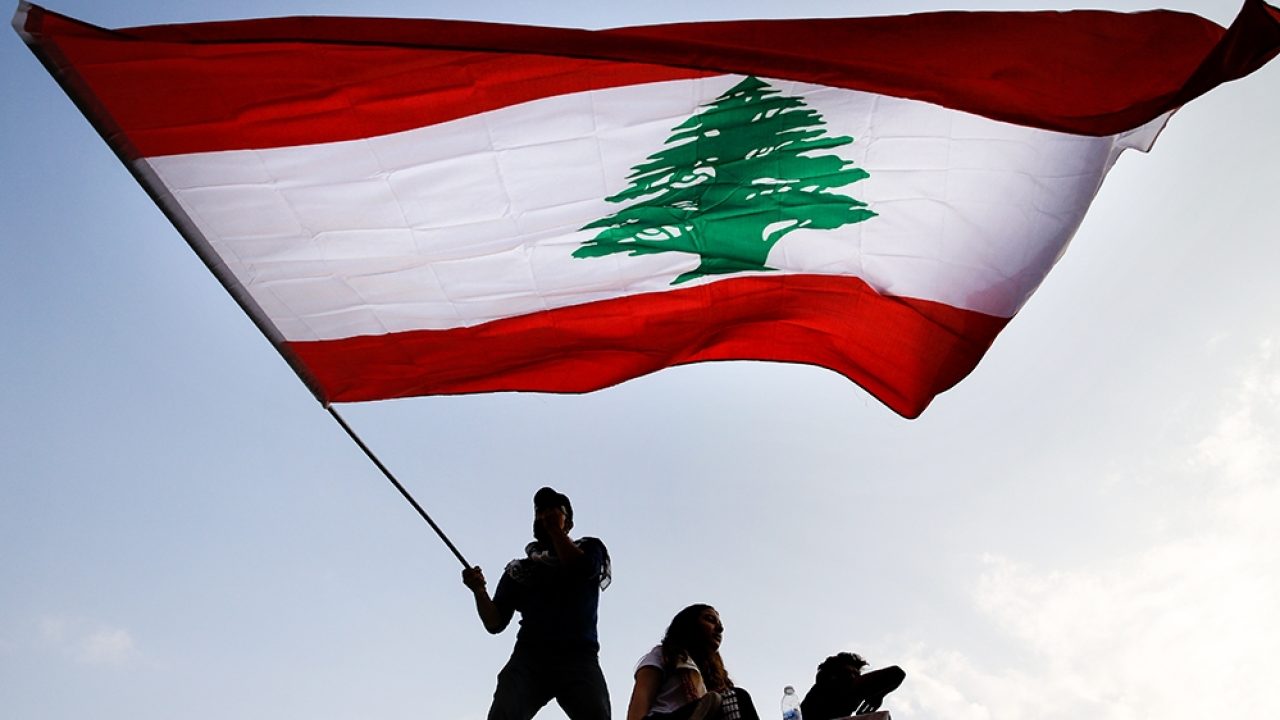42b3ff564da34b52993921e2b159b95c_18 كي لا ينجح في شدّ العصب!
