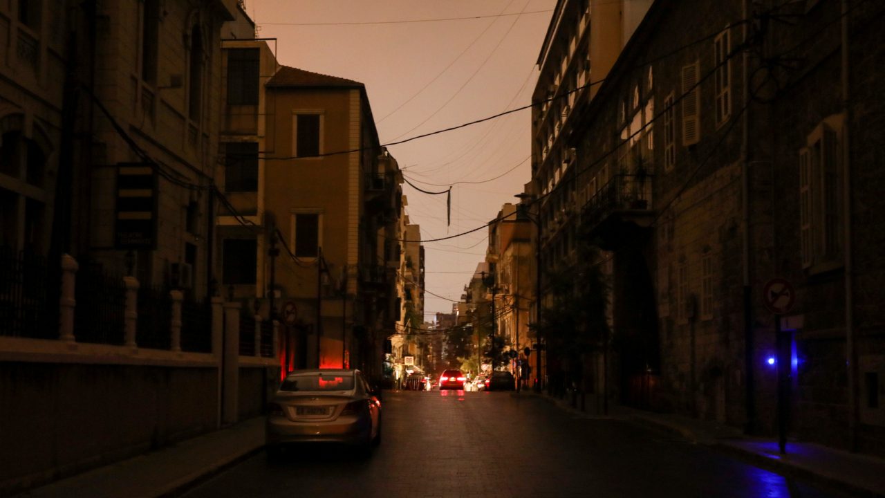 616180244c59b717fe475d7f الاستعراض لم يمنع الظلام