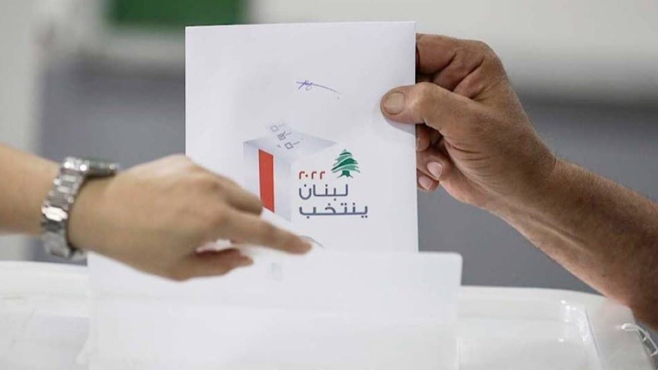 7B754863-AE38-4E4B-881A-262DD1B8C7F0