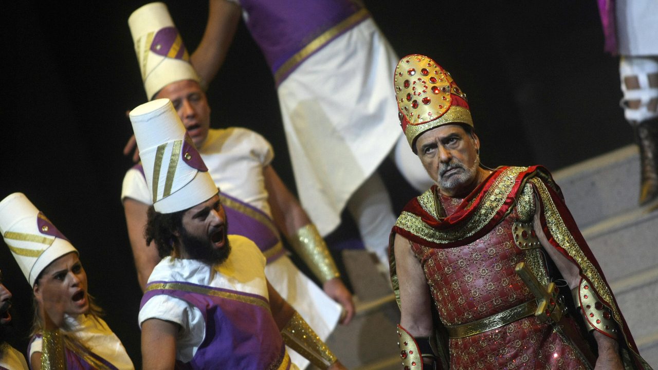 Lebanese actor Antoine Karbaj performs during the historical epic musical play 'The Return of the Phoenix' by the famed Rahbani family in the Gulf emirate of Dubai, late October 2, 2008. The theme of the acclaimed performance is inspired by a great war that brought out people's undying love for Byblos. The play is written by Mansour Rahbani, produced and directed by his sons Oussama and Marwan respectively. The versatile cast for the play includes Antoine Kerbaj, Ghassan Saliba, and the new face Hiba Tawji. AFP PHOTO/KARIM SAHIB (Photo credit should read KARIM SAHIB/AFP via Getty Images)