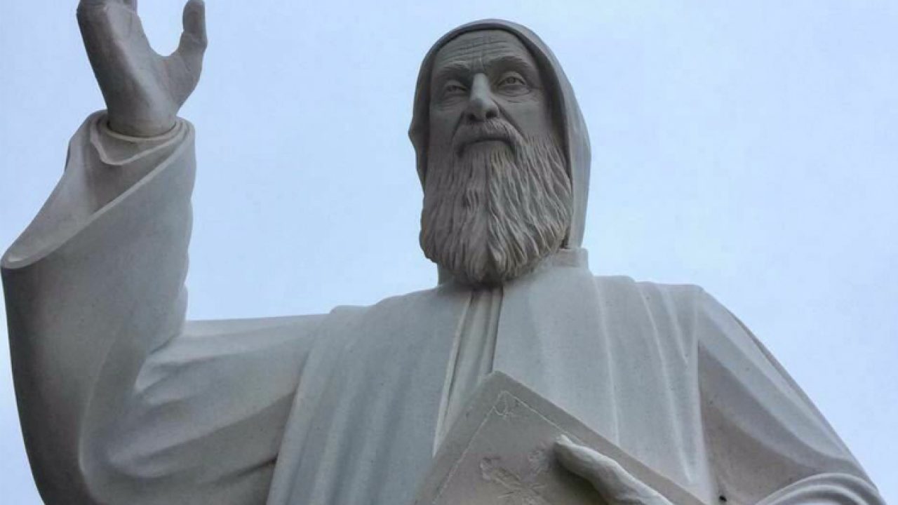 8310016012524-08-105b1341d2f32aab0c5e5aead1d27f22660c5bb501