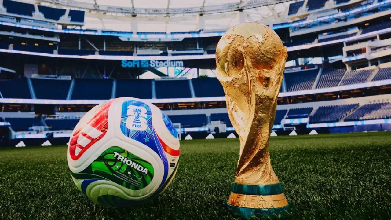 ADIDASUNVEILSTRIONDATHEOFFICIALMATCHBALLOFTHEFIFAWORLDCUP2616x91_215105_large