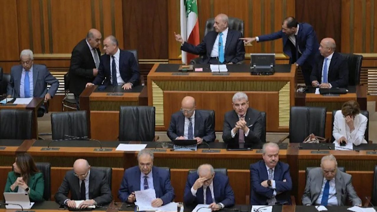 AJLES-r8u8dvuizv8novphknsoti3ork5dcizl01hj3c92cg