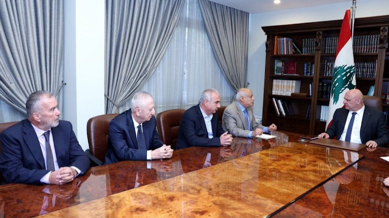AOUN