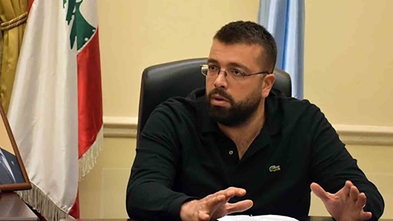Ahmad-Hariri Ahmad-Hariri