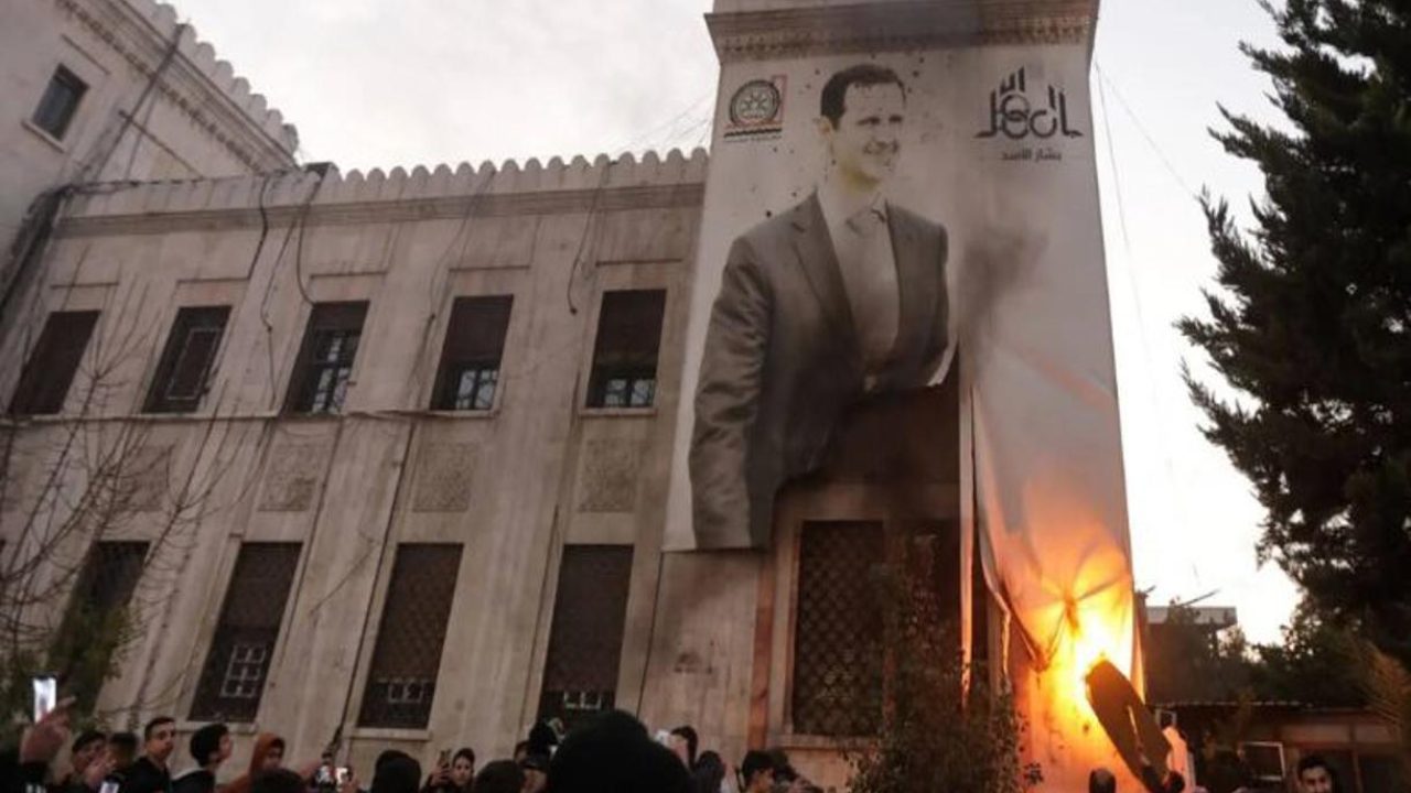 Assad picture fire