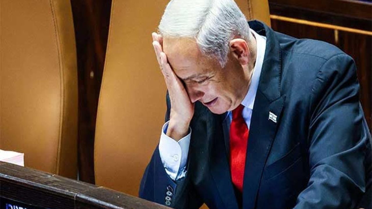 Benjamin Netanyahu sad