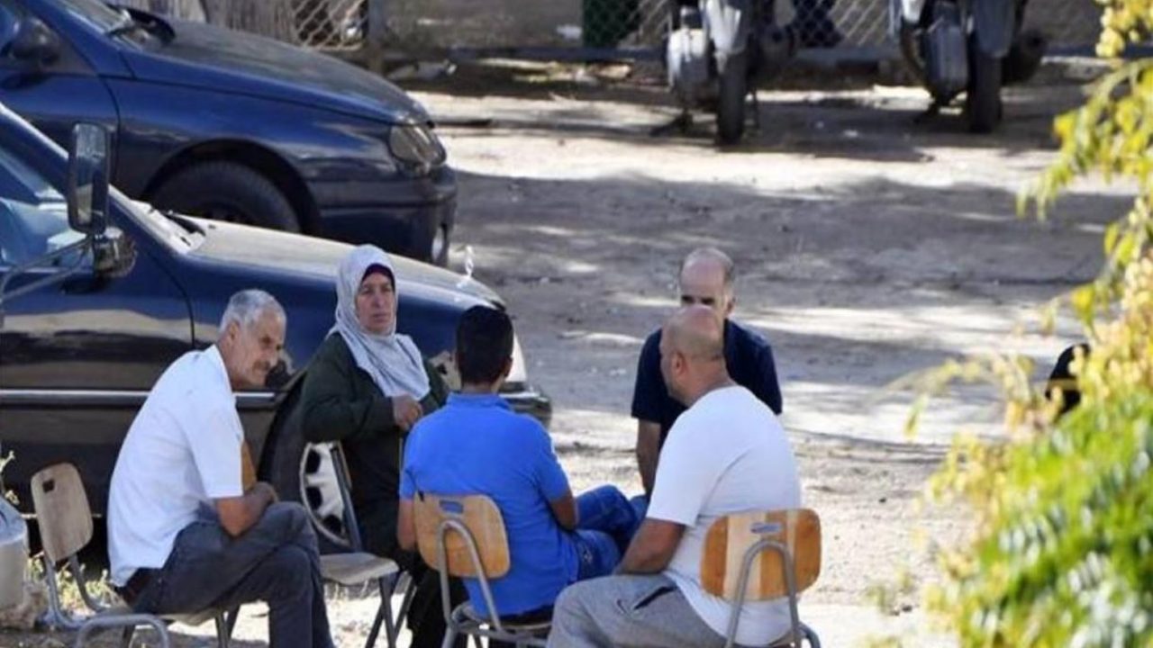 Displaced people33