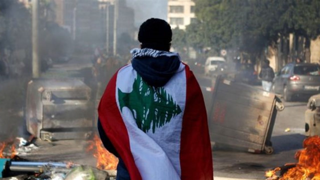 Doc-P-803509-637514810107289016 الإنهيار يطيح بالجميع