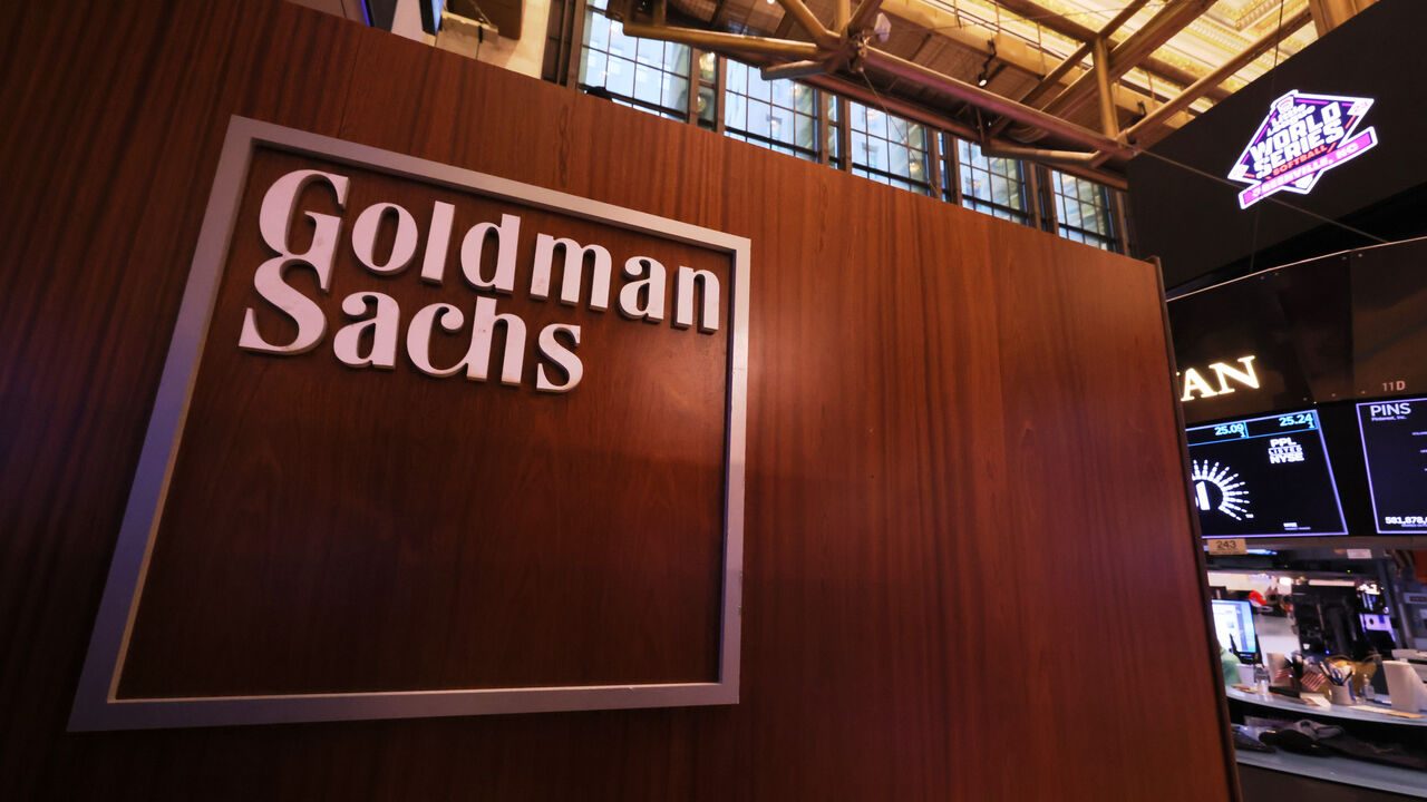 NEW YORK, NEW YORK - AUGUST 25: The Goldman Sachs logo is seen at the New York Stock Exchange during morning trading on August 25, 2023 in New York City. Stocks opened up higher as Wall Street awaits a speech from Federal Reserve Chairman Jerome Powell’s at the Jackson Hole Economic Symposium.  (Photo by Michael M. Santiago/Getty Images)