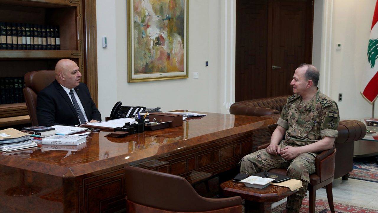 GubcrTDW8AAM_je-r7wumoe8b966enxhbegp4blvtozmu21zv1q2id1fz4