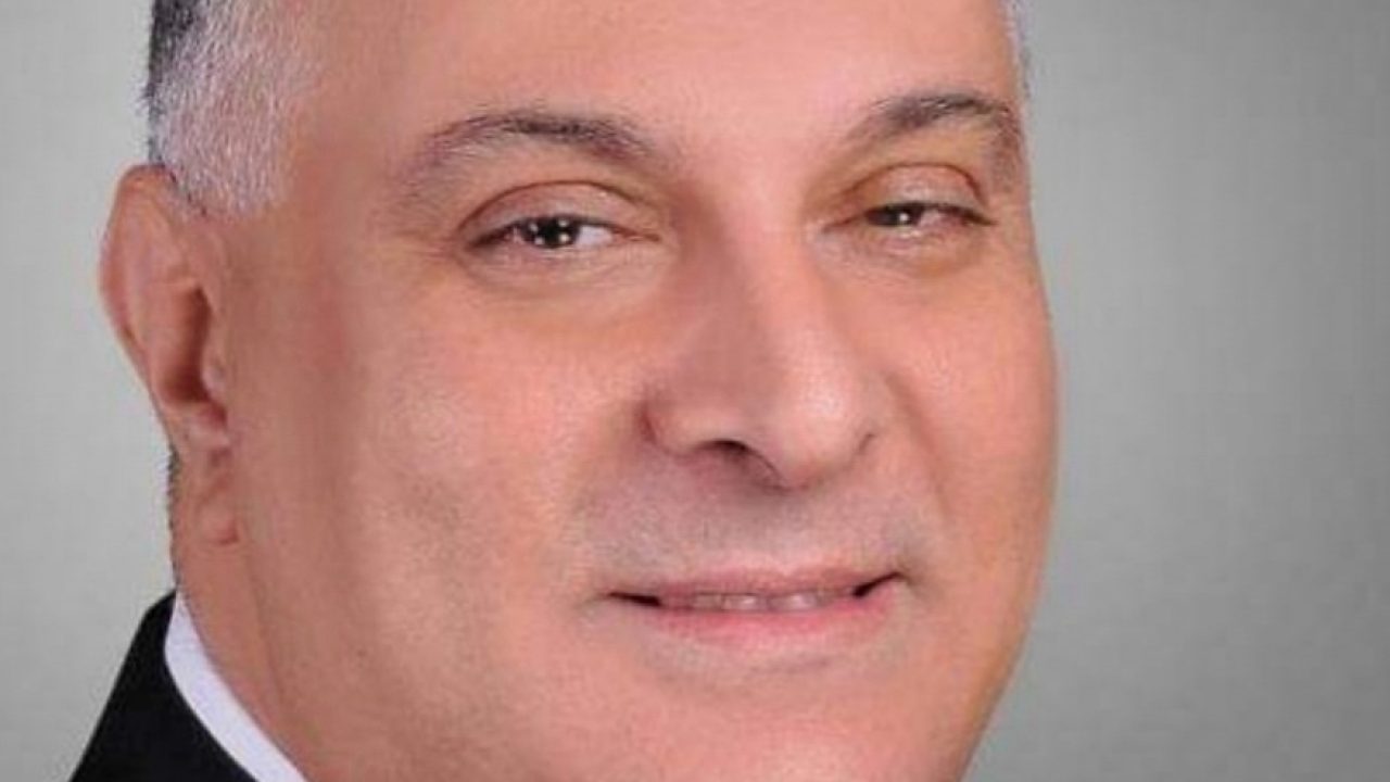 نبيل بستاني...أشبعوه ضماً وتقبيلاً