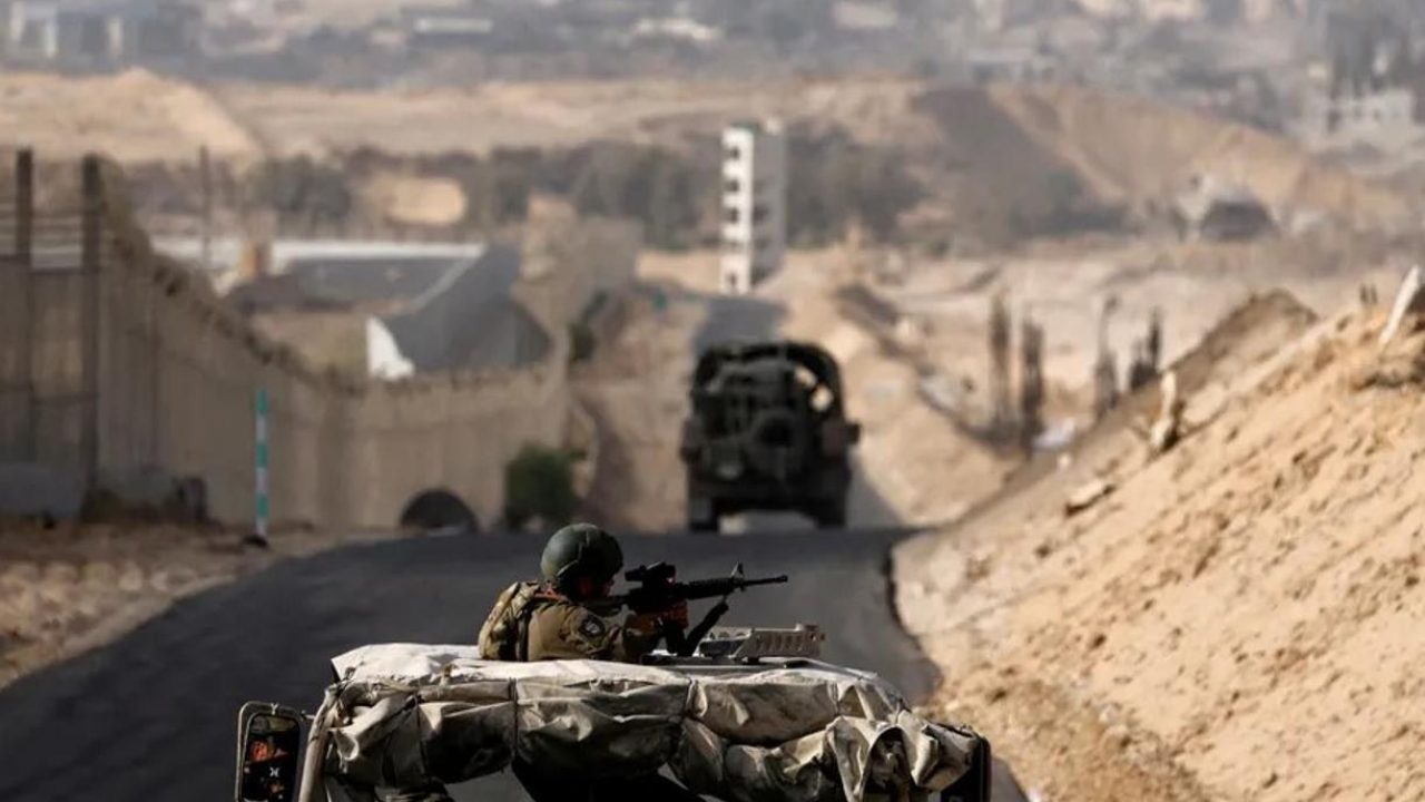 Israel Tanks Gaza