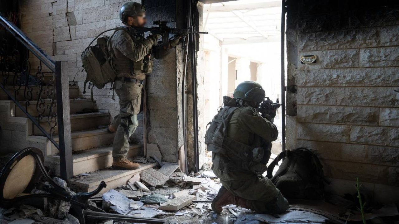 Israeli soldiers in south lebanon house