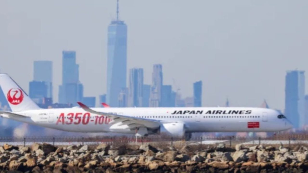 Japan airlines (1)