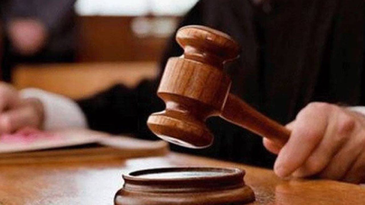 Judge-hammer-qy2558ifw4jym5x6uxaewdobtqvp6j764609hky68w