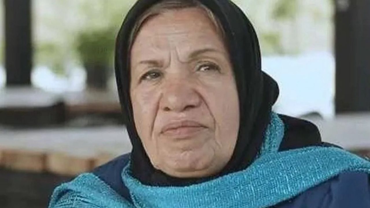 Kolsoom Akbari