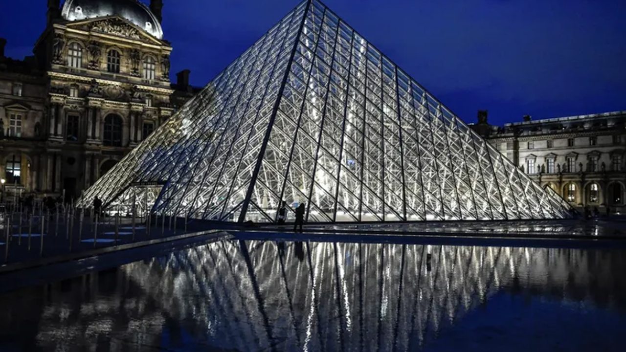 LOUVRE