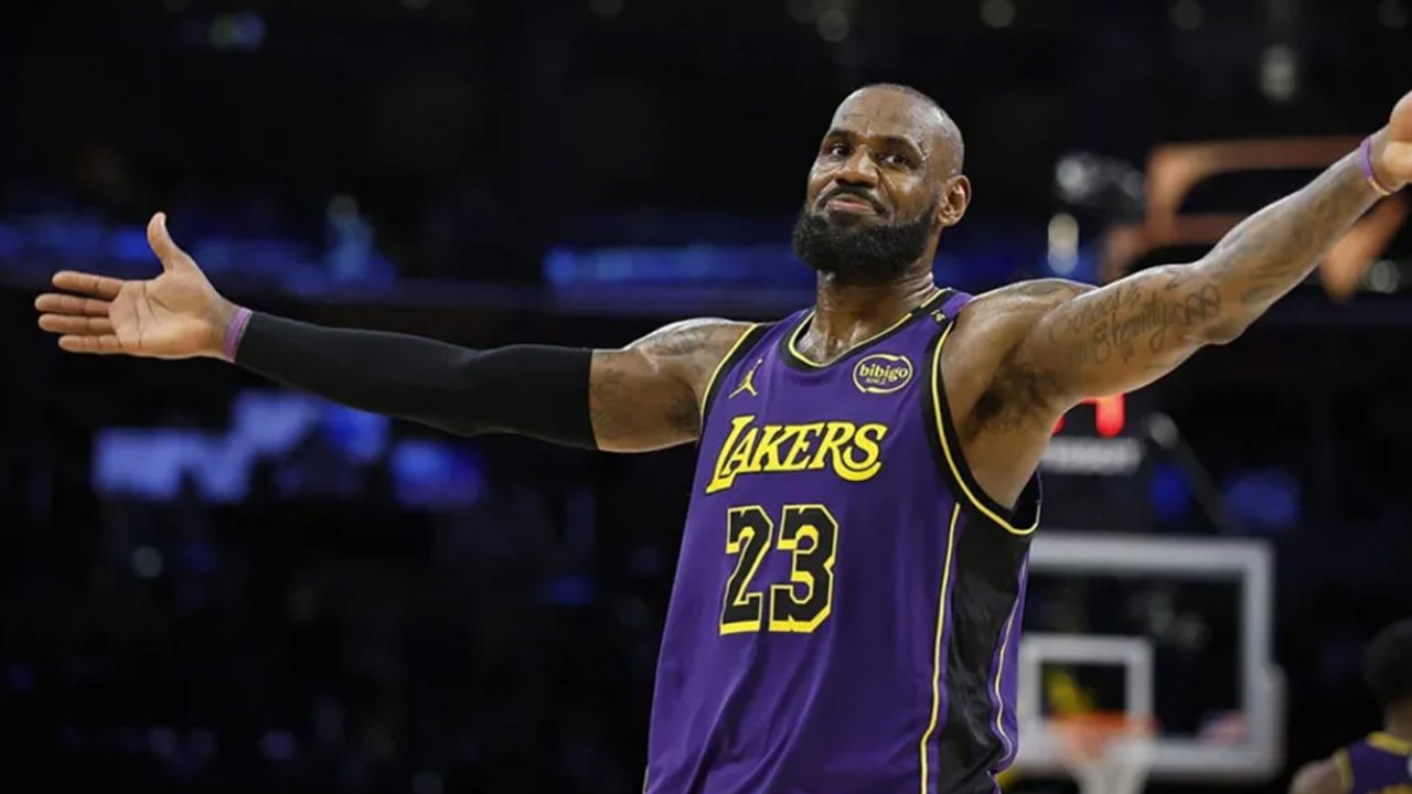LeBron-James-to-the-Sixers