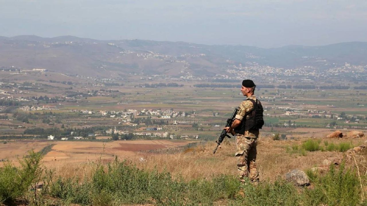Lebanese army soldier on border