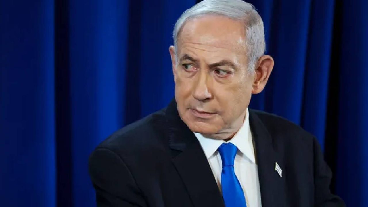 Netanyahu side eye