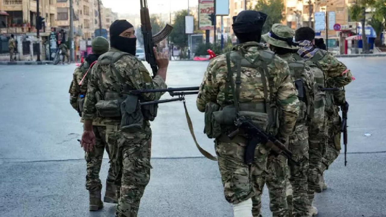 Opposition soldiers in aleppo