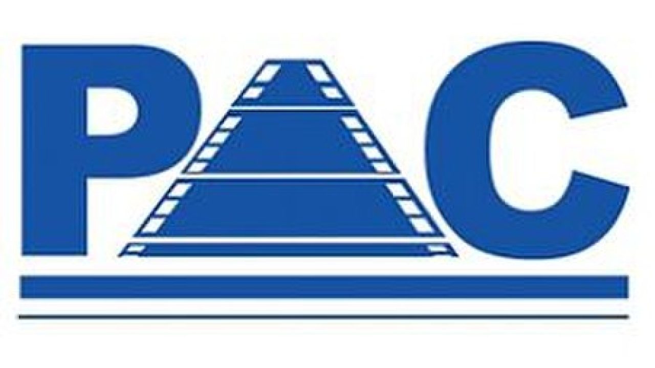 موظفو Pac يتقاضون تعويضاتهم