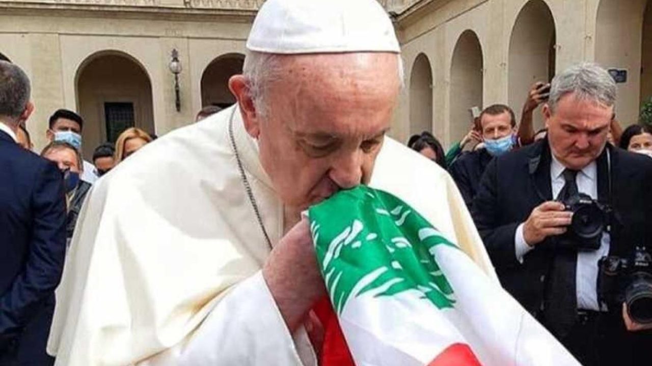 Pop Francis Lebanese Flag