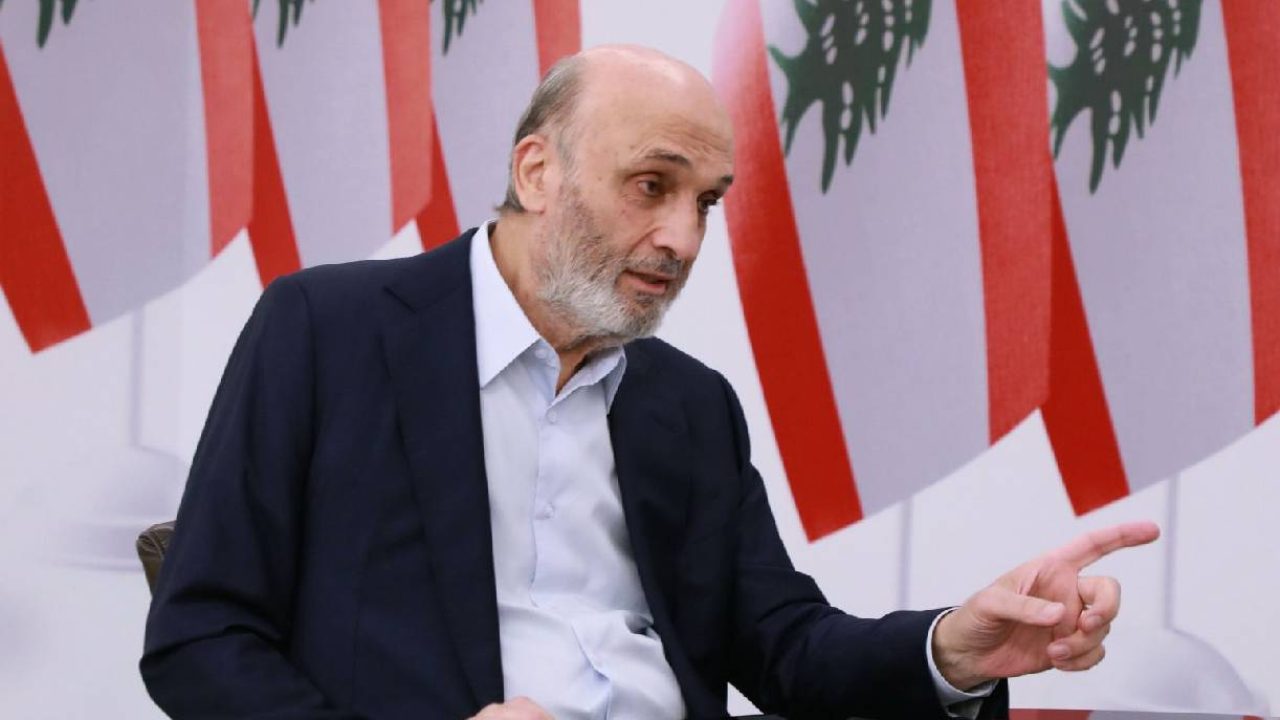 Samir geagea pointing