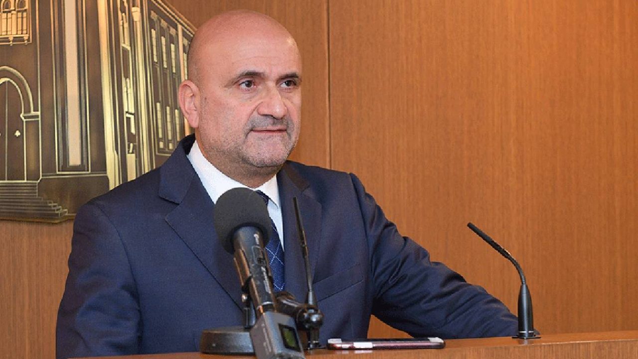 Simon-abi-ramia-from-parliament-qw87clp8qwv5l0g7ktora2akt3r0kcac93nf4ocnxc