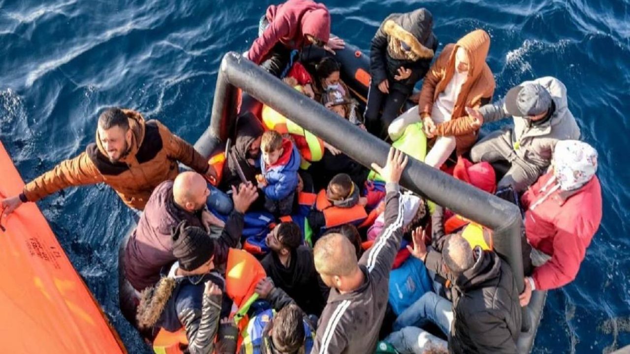 Syrian Refugees sea