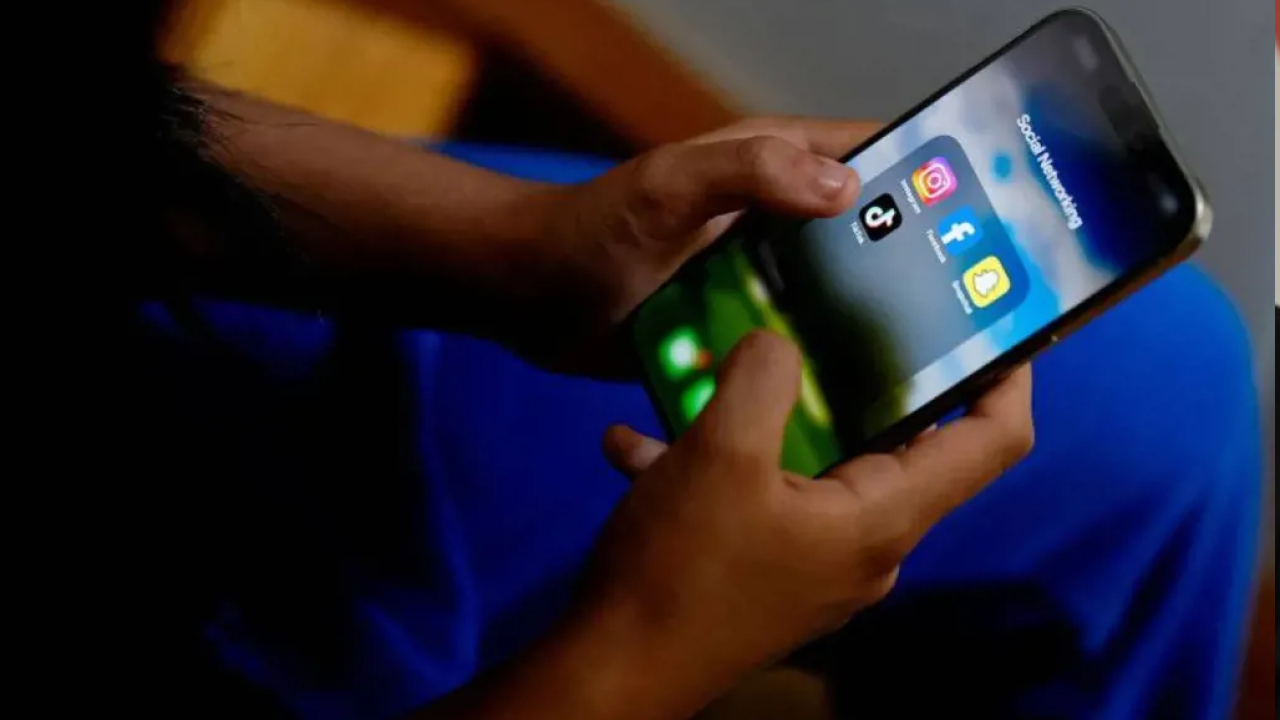 Untitled221221111234