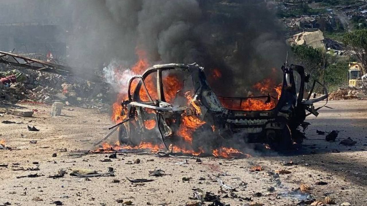 Vehicle-attacked-in-Aita-Al-Shaab