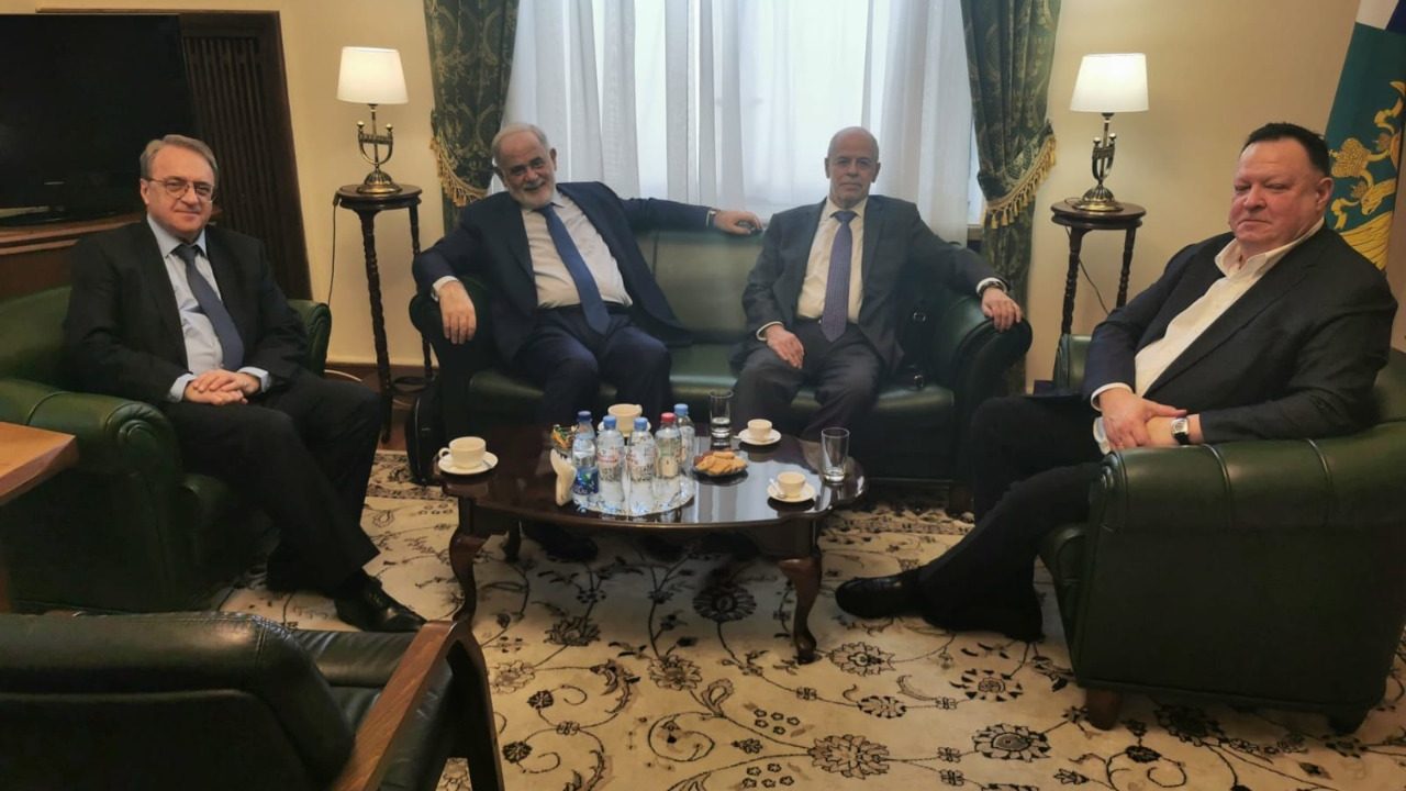 بعد قطيعة وعتب.. لقاء بين موفد عون وبوغدانوف