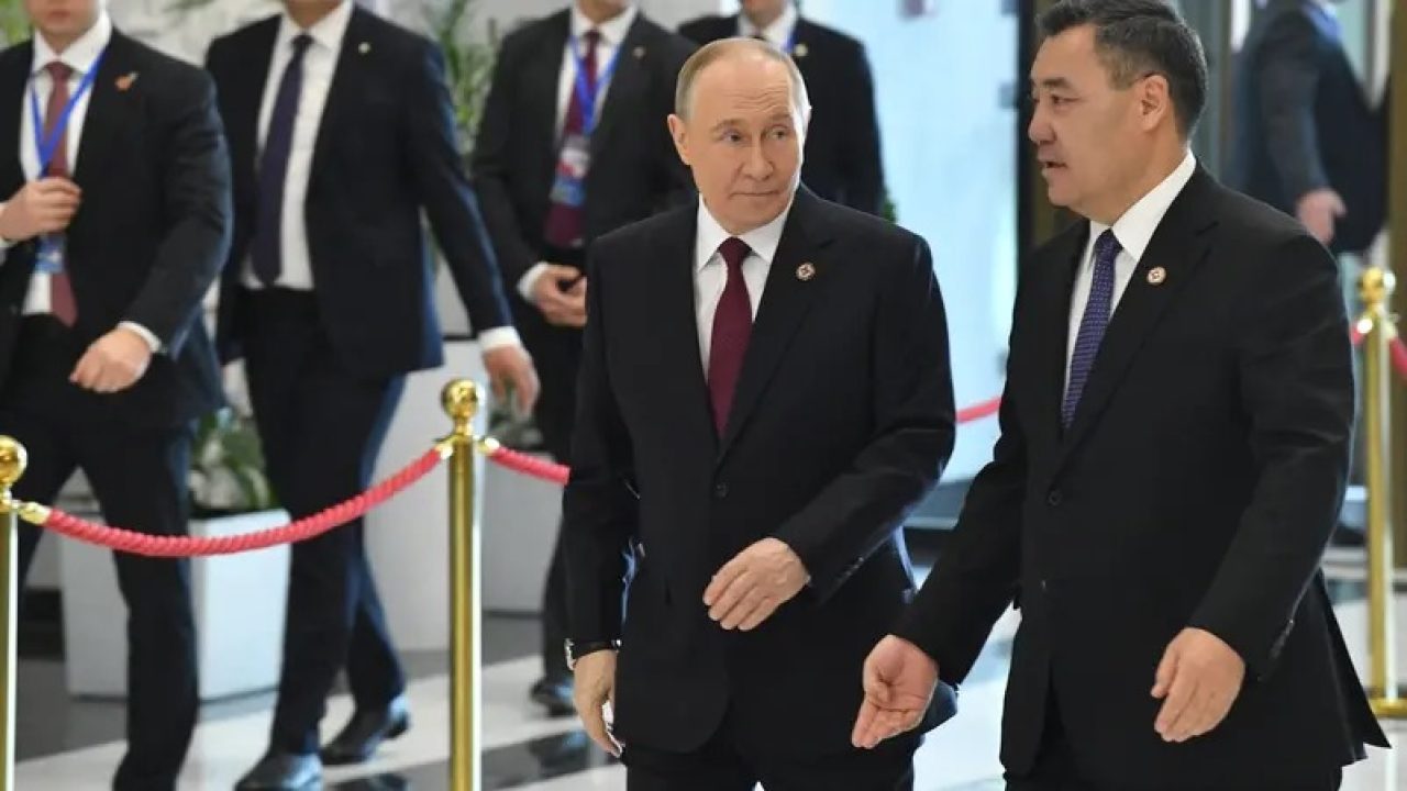 WhatsApp Image 2025-11-27 at 10.53.54_21649100