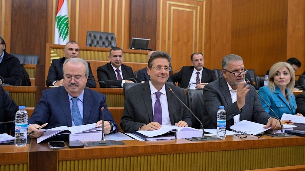 WhatsApp Image 2025-12-08 at 12.52.58_382a0849